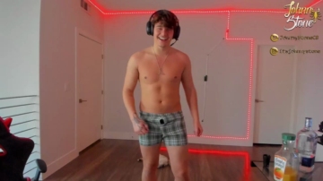 Thejohnnystone  04-09-2021 video sexydance